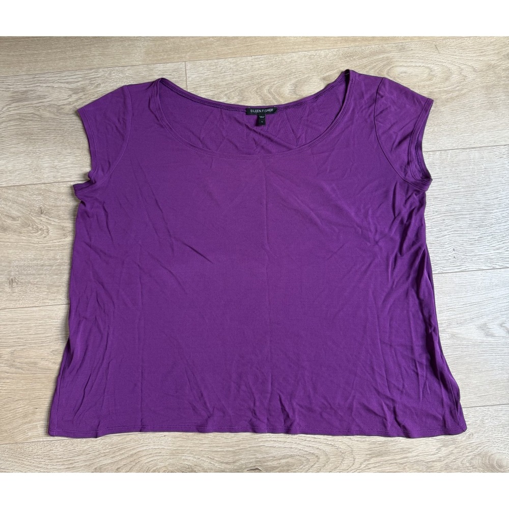EUC Womens Eileen Fisher 100% silk short sleeve t-shirt purple size S